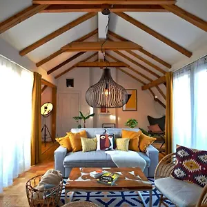 https://contemporary-boho-style-loft-center.sofiahotelsbg.com